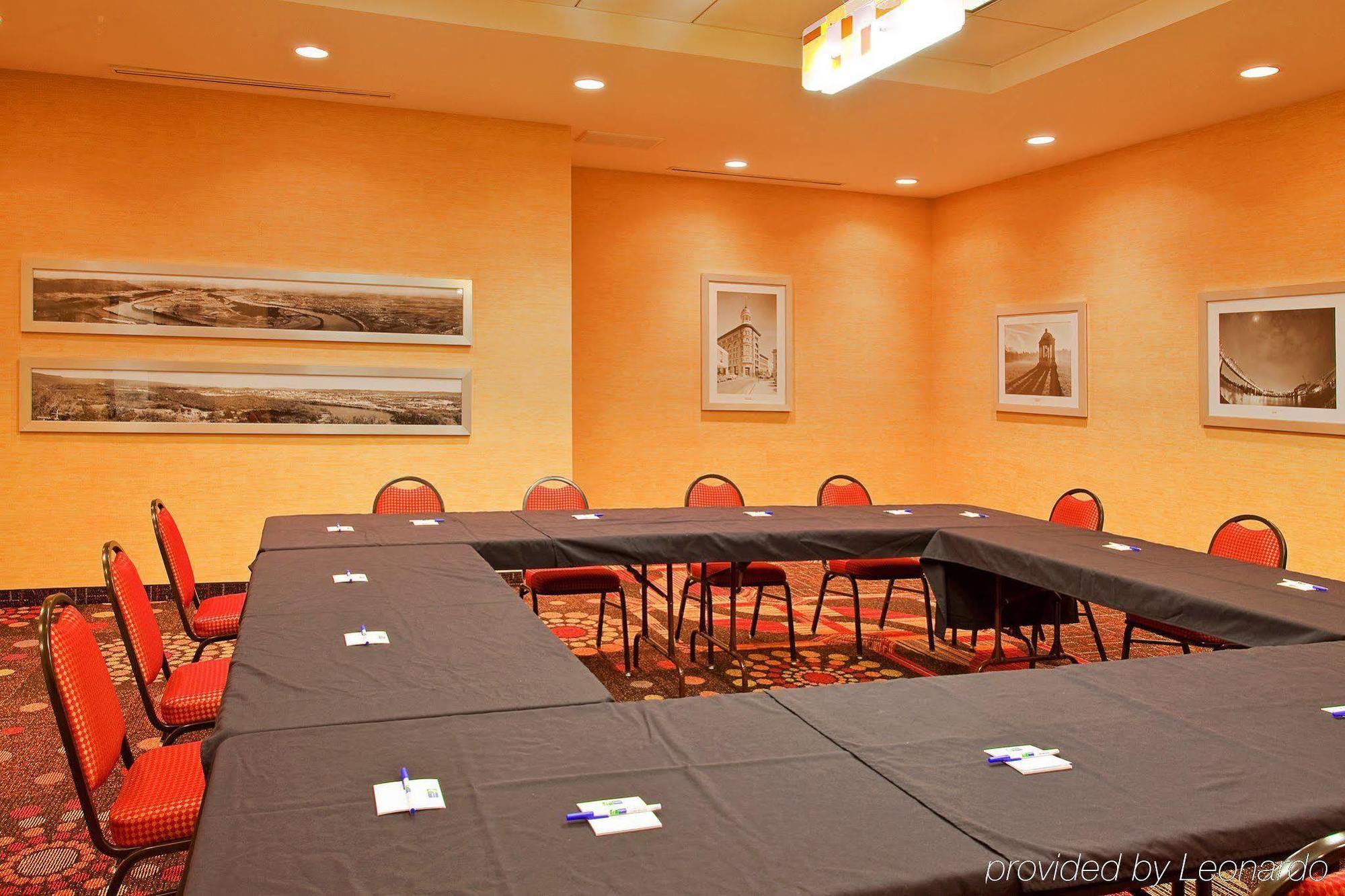 Holiday Inn Express Hotel & Suites Chattanooga Downtown By Ihg Servizi foto